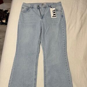 BOA FLARED JEANS